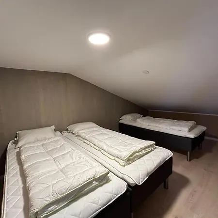 Pa Helgatun Fjellpensjonat As I Myrkdalen Vossestrand