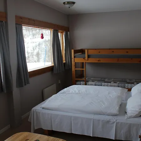 Pa Helgatun Fjellpensjonat As I Myrkdalen Vossestrand